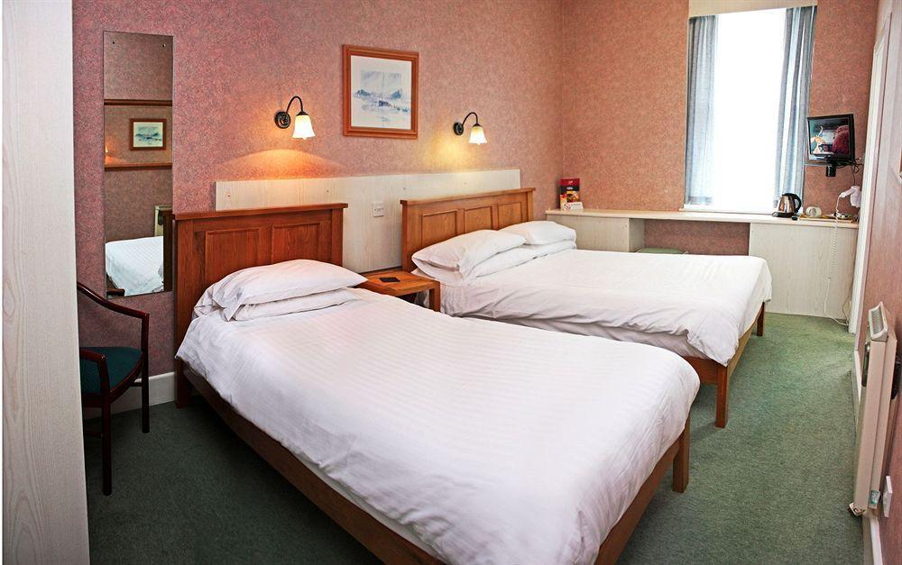 The Raven Hotel 코비 외부 사진